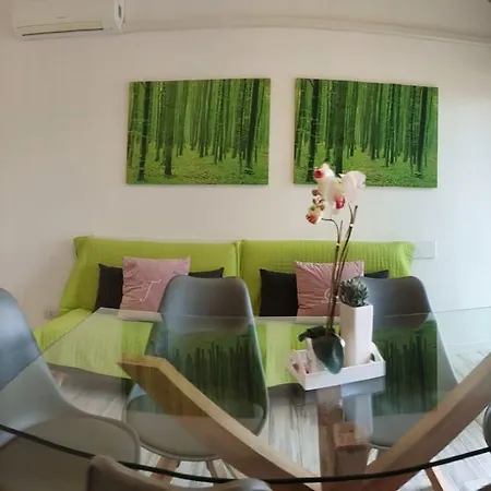 Apartament Casa Carla Peschiera del Garda