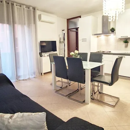 Apartament Casa Carla *