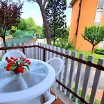 Casa Carla شقة بسكييرا ديل غاردا