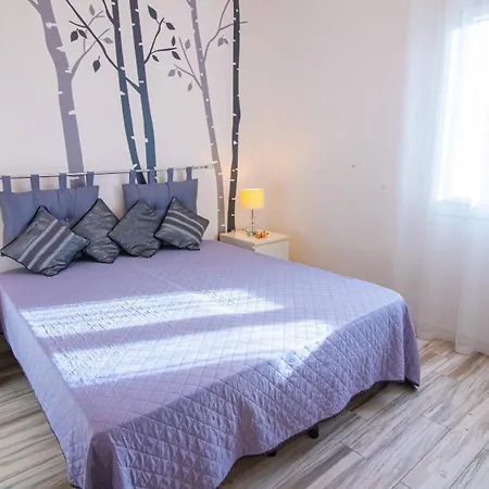 Casa Carla * 페스키에라델가르다