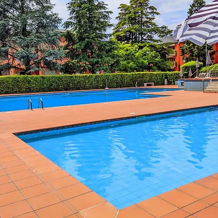 Casa Carla * 페스키에라델가르다